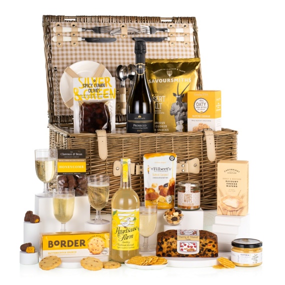 Mt09 Chain Sprocket Set 525 Pitch - The Perfect Picnic Hamper