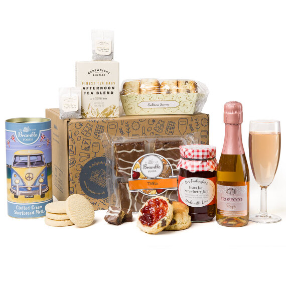 Mt09 Chain Sprocket Set 525 Pitch - Pink Prosecco Afternoon Tea