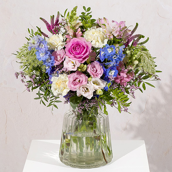Mt09 Chain Sprocket Set 525 Pitch - Luxe Hand Tied Monthly Flower Gift
